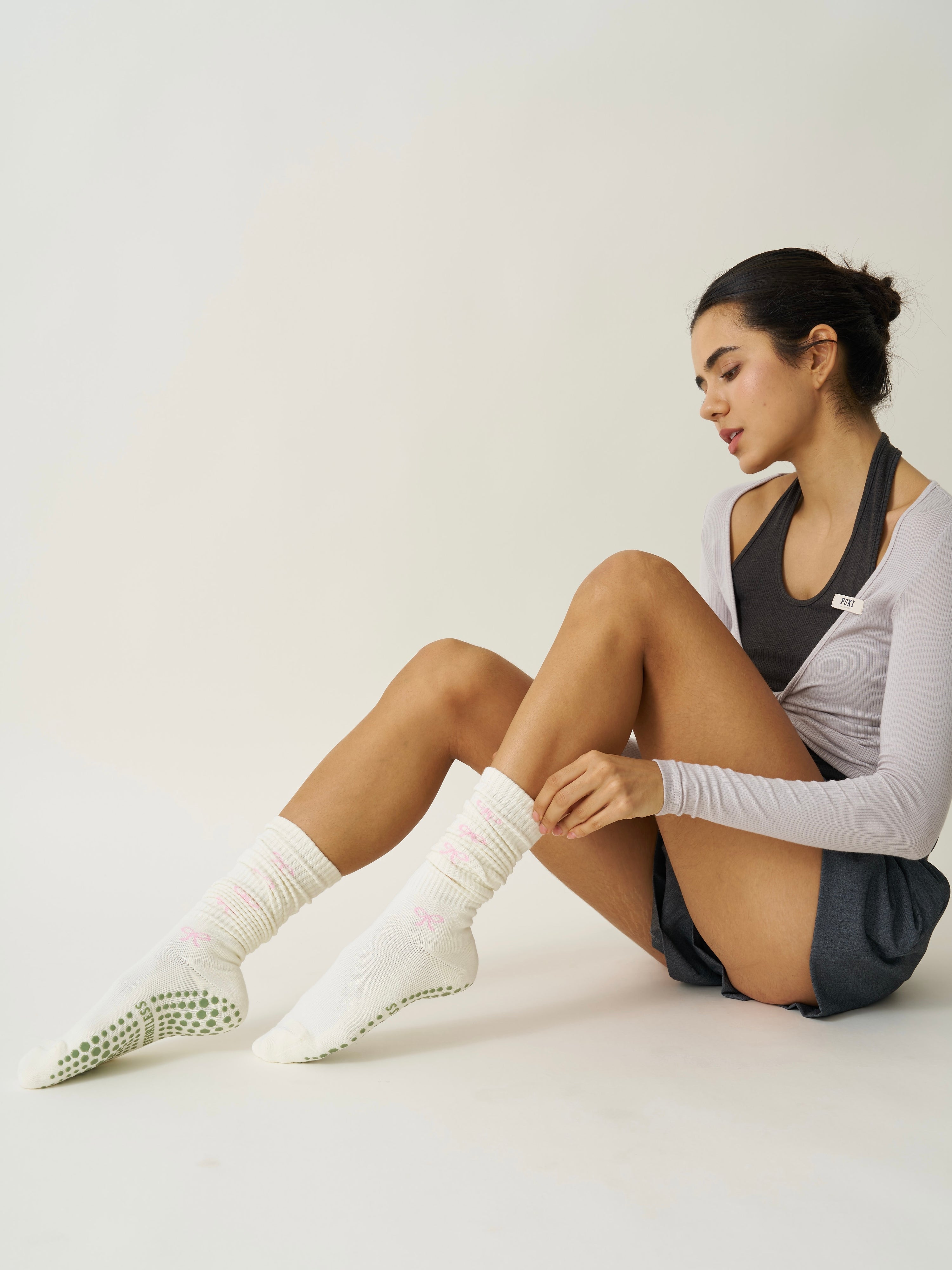 🎀 Bow Knee High Grip Sock