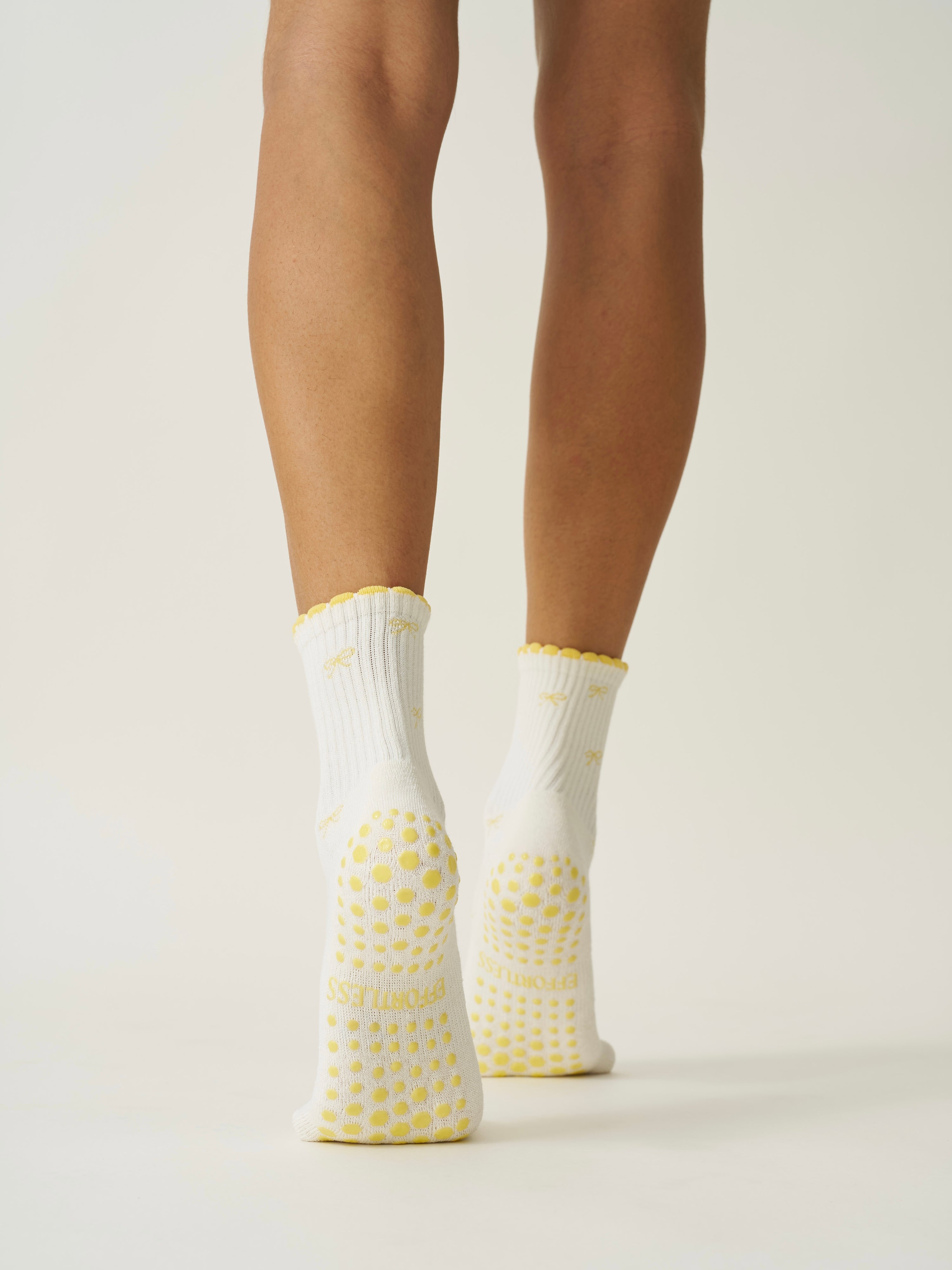 🎀 Mini Bow Petal Grip Sock [Butter]