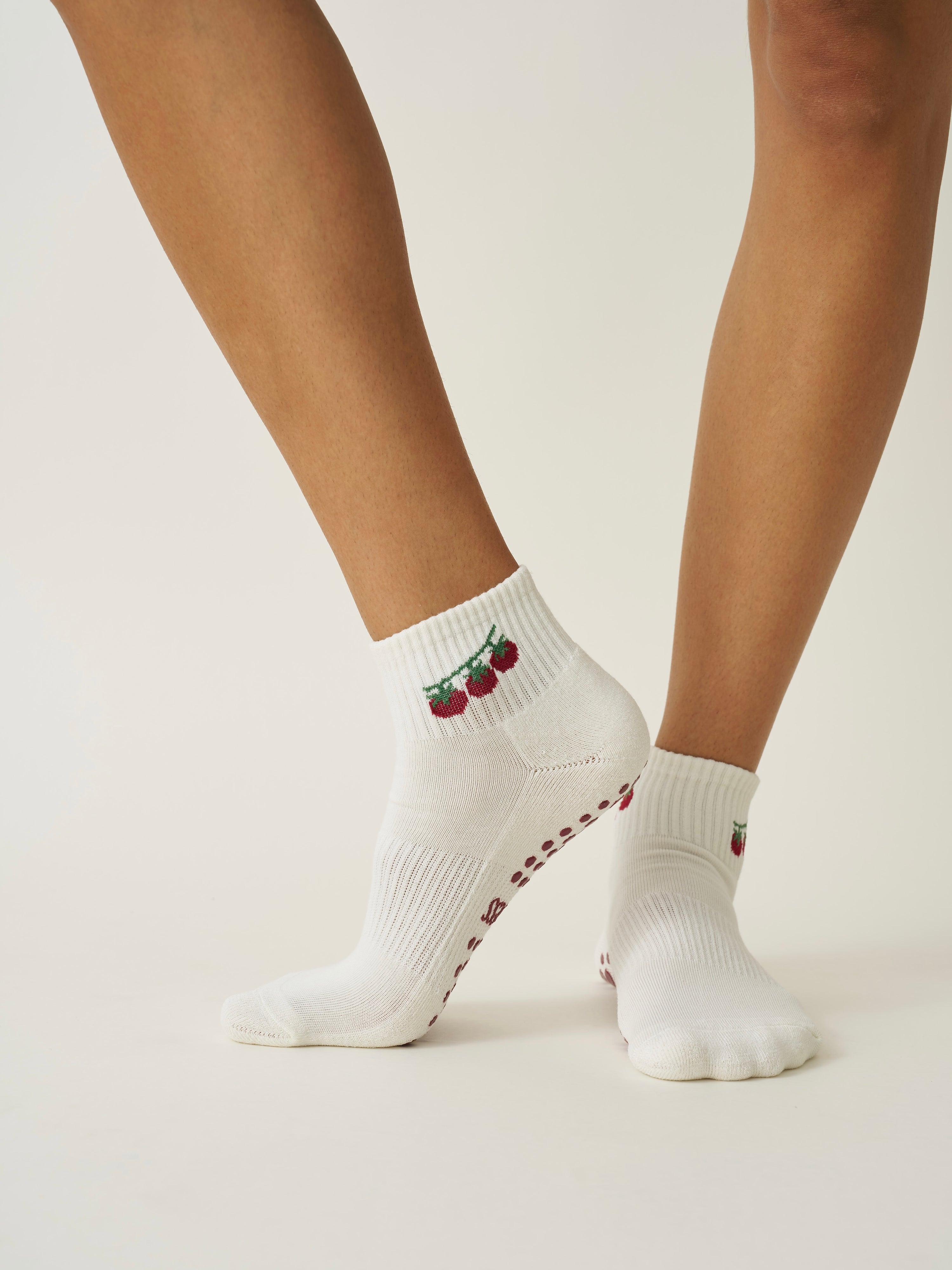 🍅 Cropped Crew Grip Sock - Tomato