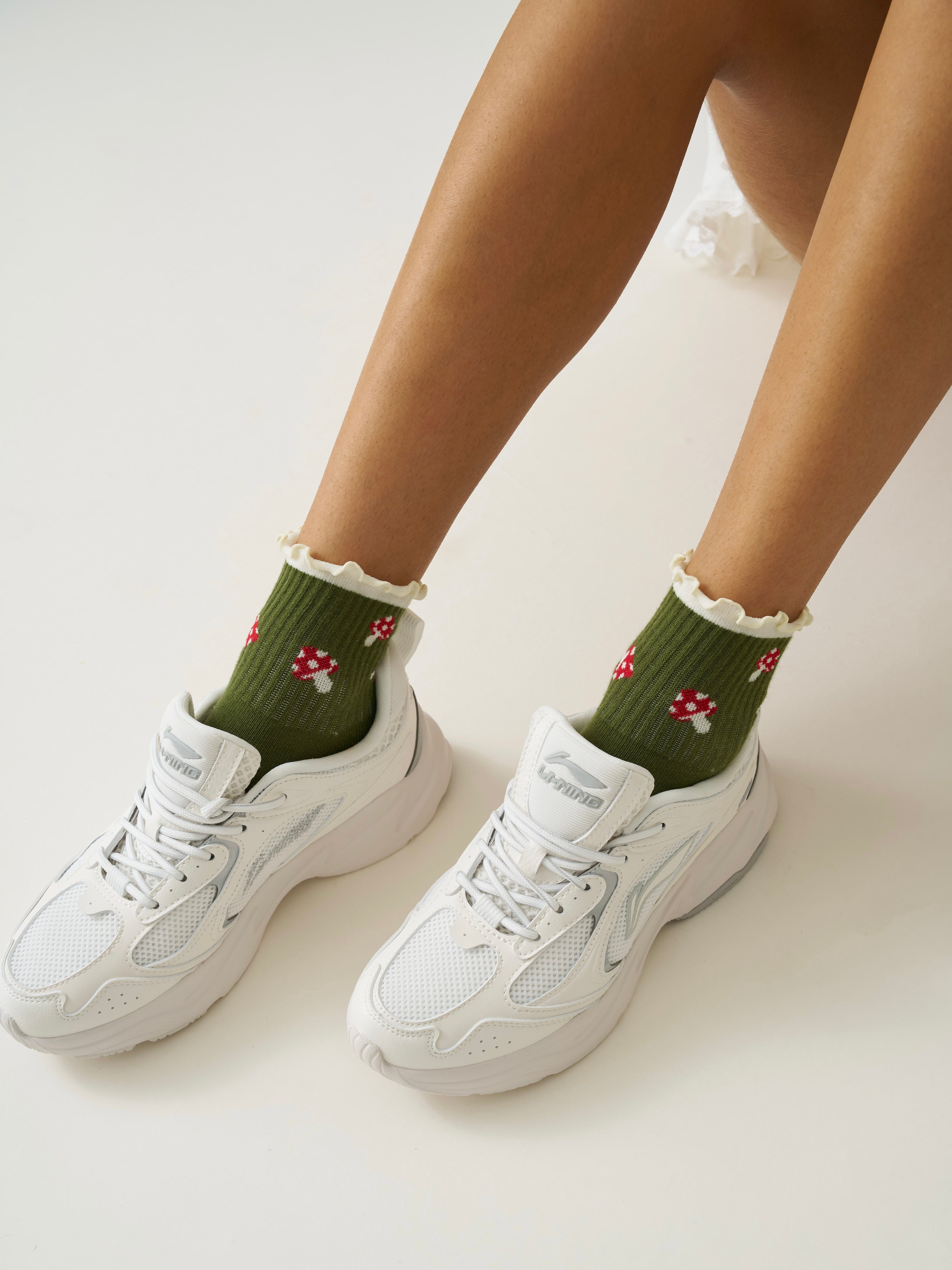 🍄 Mushroom Ruffle Grip Sock