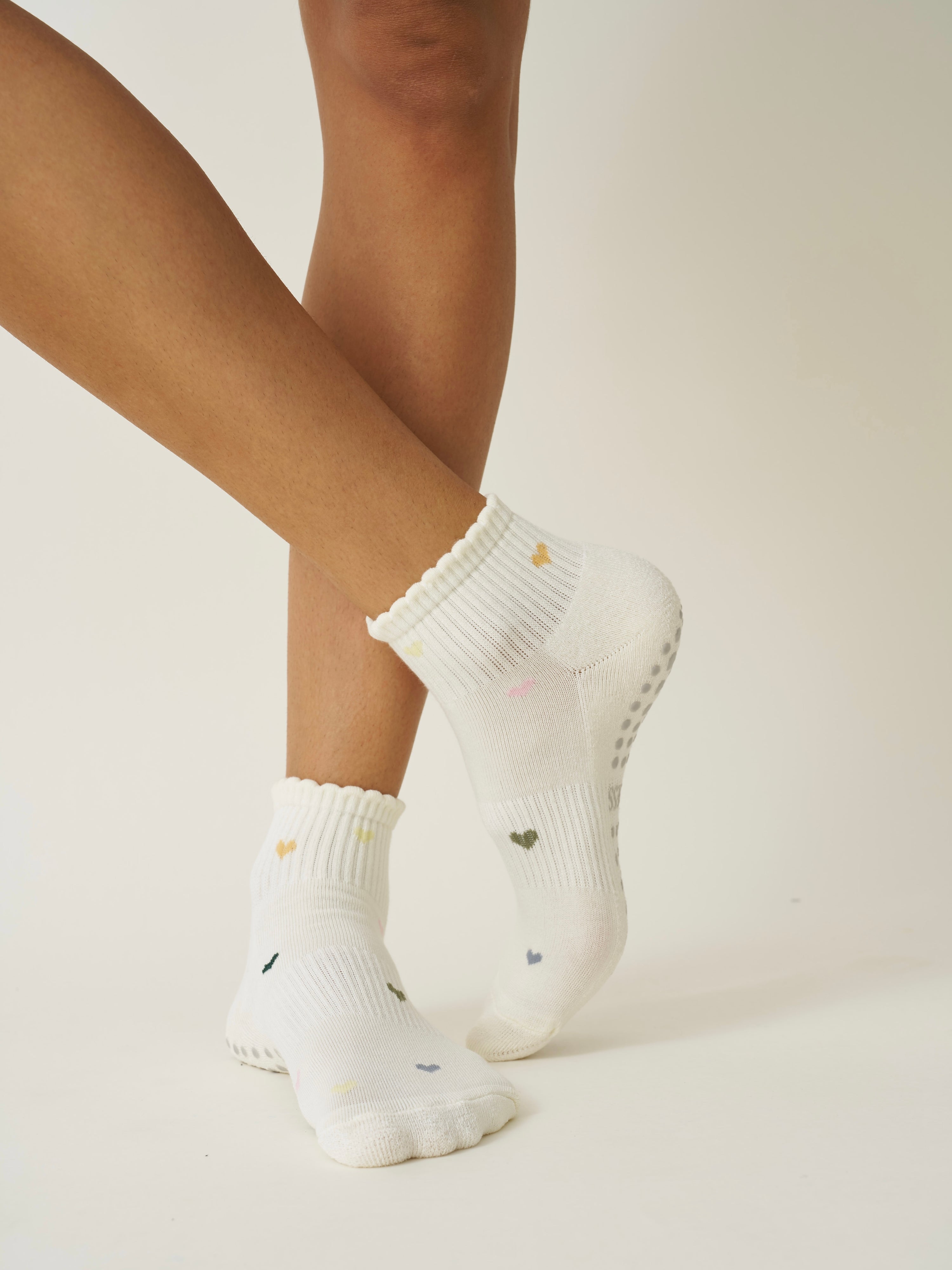 💕 Cropped Crew Grip Sock - Mini Heart