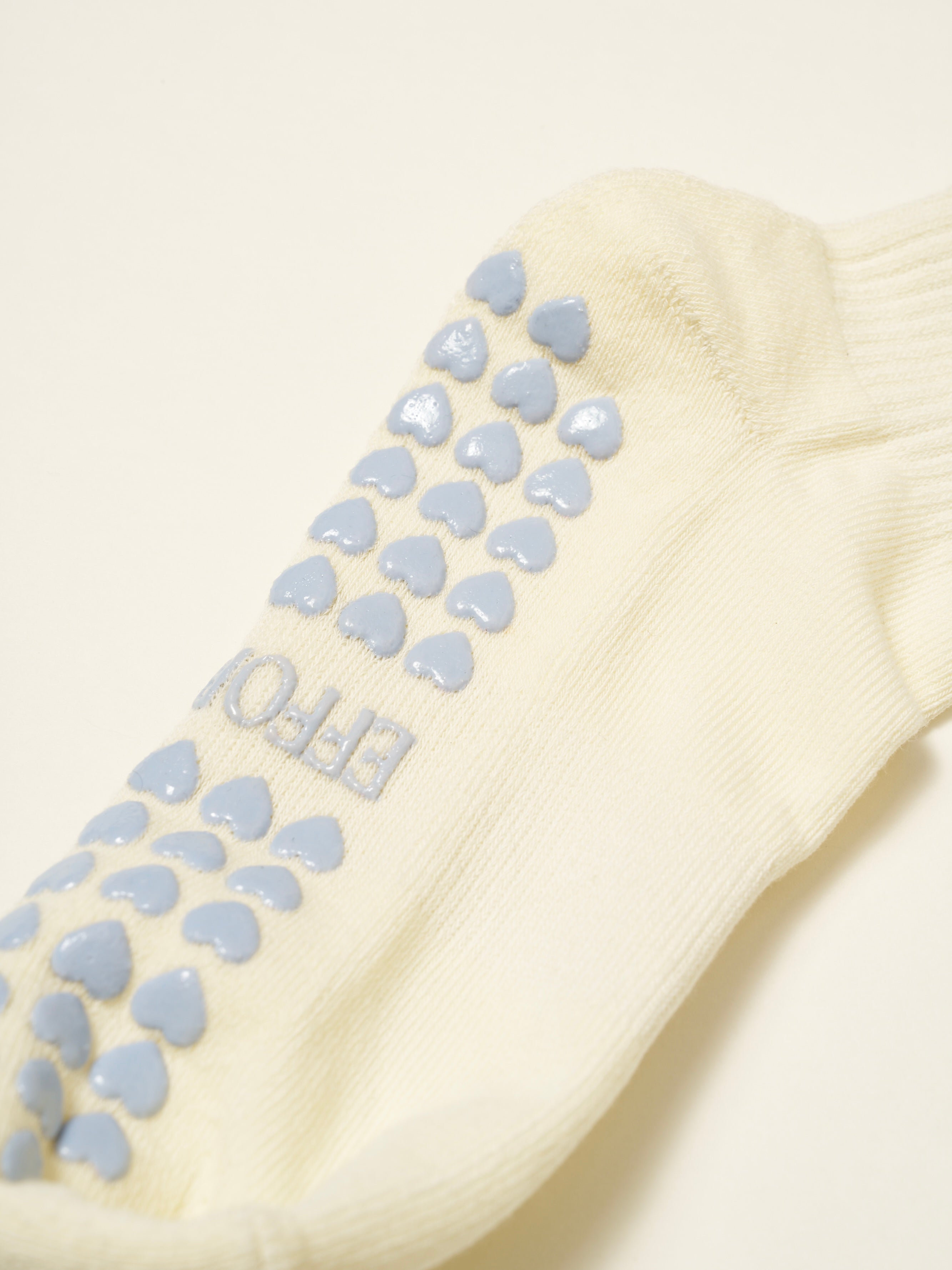 🎀 Bow Ruffle Grip Sock [Dusty Blue]