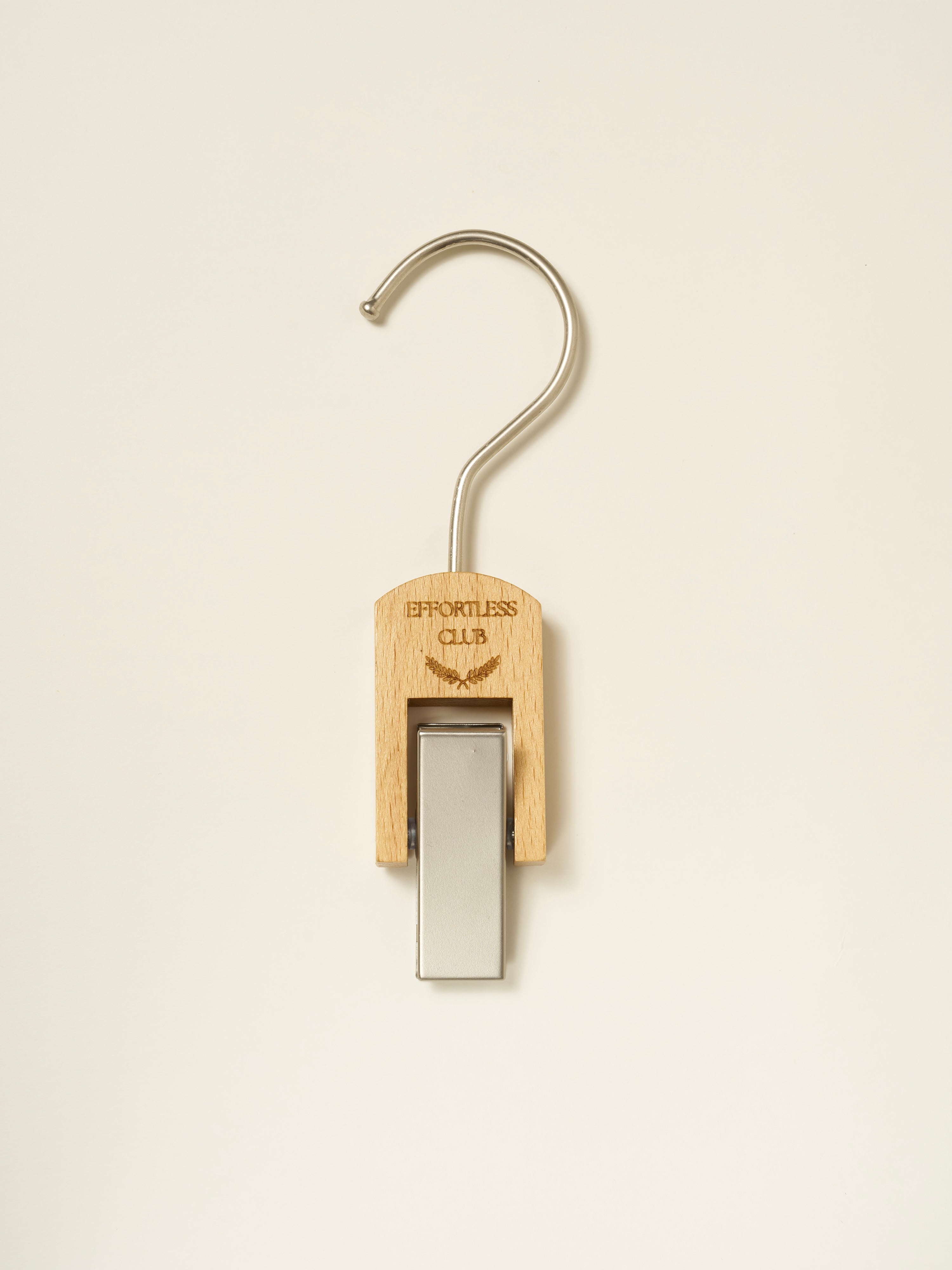 🧦 Effortless Club Wooden Sock Hanger