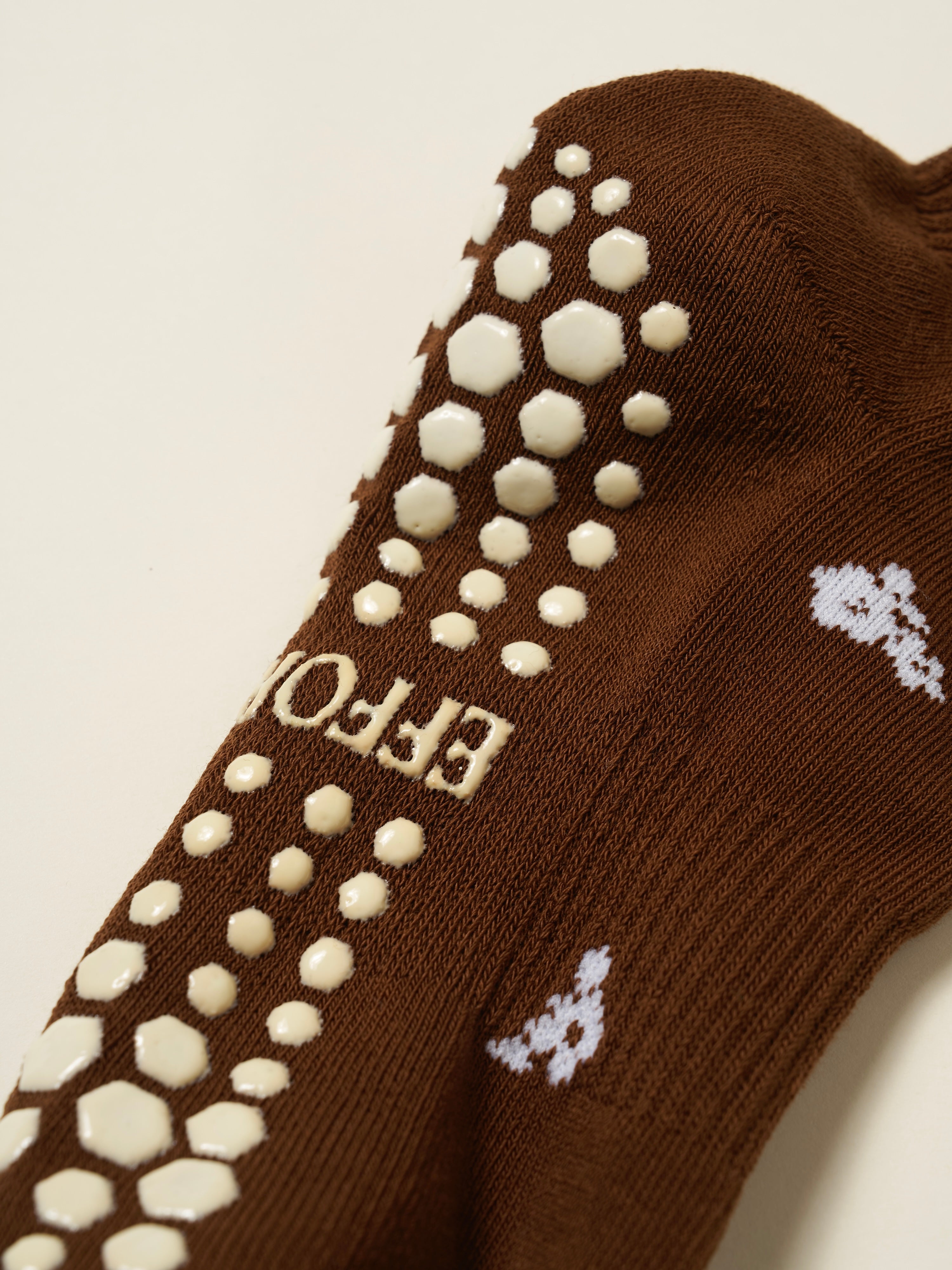 ❄️ Snowflake Petal Grip Sock [Chocolate]